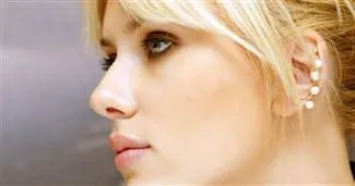 Scarlett’in canı sıkılacak