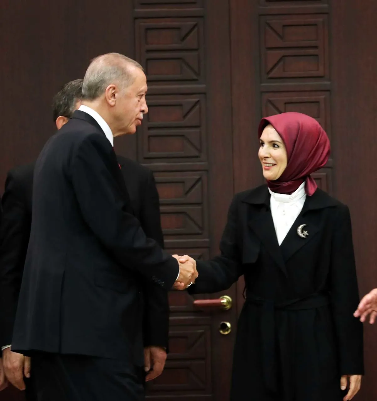 bakan-goktastan-iftiralara-a-haberden-yanit-tek-bir-kurusluk-islem-yok-1791471418529.jpg Bakan Göktaş fon iftirasına A Haber canlı yayınında meydan okudu: İspatlayın, istifa edeyim! - 3
