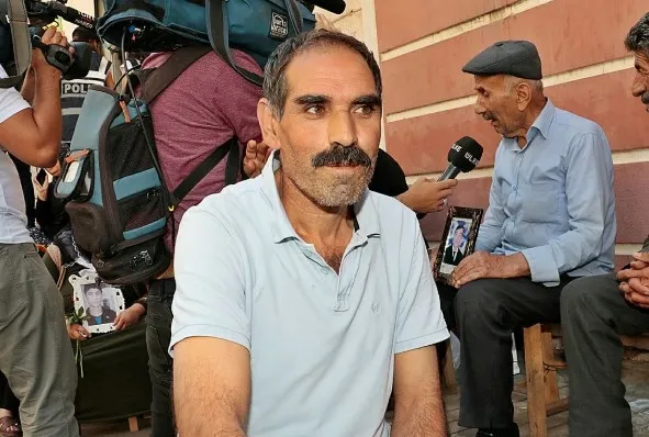 ’Evlat Nöbeti’ tutan acılı baba: Oğlumu HDP dağa götürdü