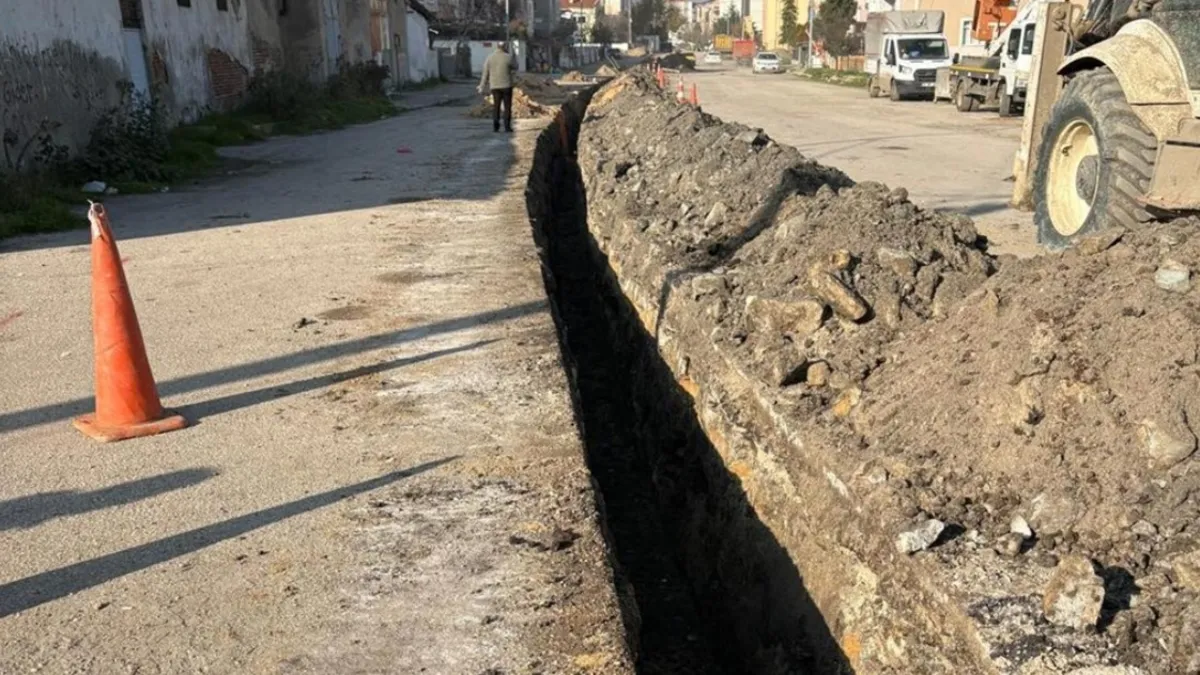 Doğal gaz çalışması sırasında toprak kayması: İşçilerden 1'i öldü 2'si yaralandı