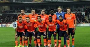 Başakşehir de elini taşın altına koydu