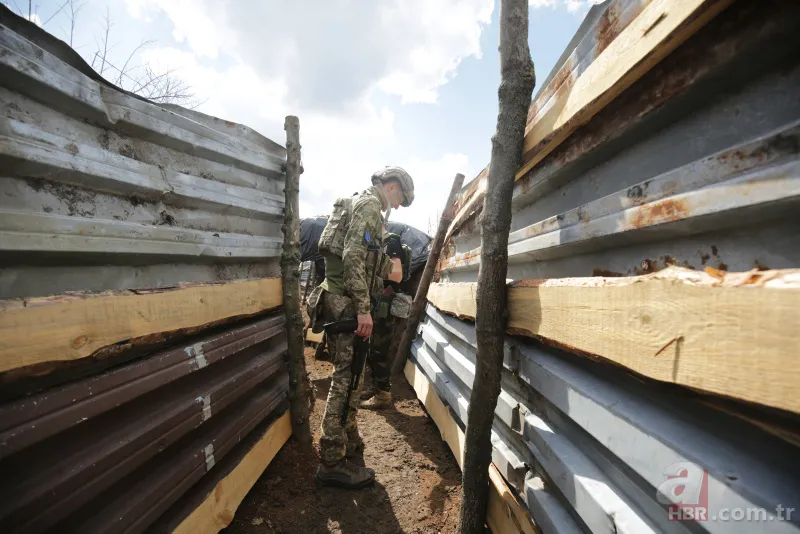 Rusya Ukrayna savaşından yeni görüntüler servis edildi! Askerler siperde kaldı 5