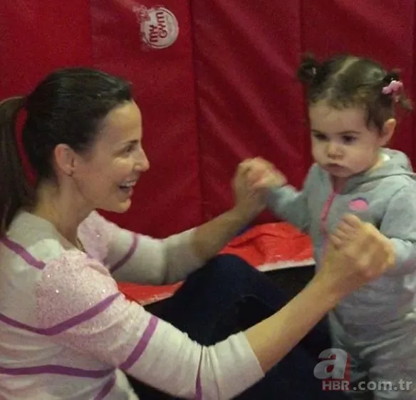 Doktorlar dizisinin Julide'si Mehtap Altunok'a bir de şimdi bakın! 23