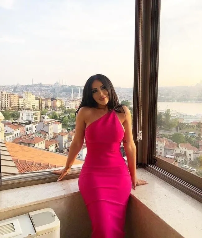 Fal ve büyü ile 625 bin lira dolandırdılar! Sevgin Mükerrem Ergüneş'e hapis ve para cezası şoku - 4