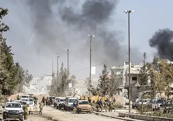 Fırat Kalkanı Harekatı 'takdir' topladı