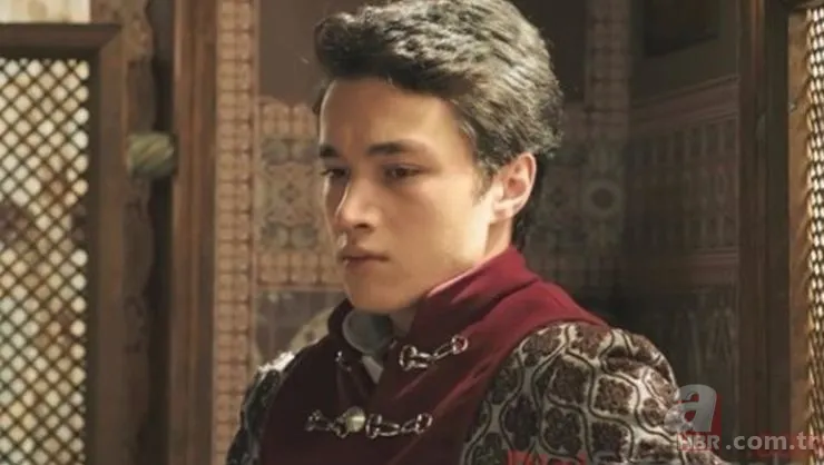 Burak Dakak kimdir, hangi dizilerde oynadı? Çukur'un Akın Koçovalı'sı Burak Dakak kaç yaşında, nereli? 2