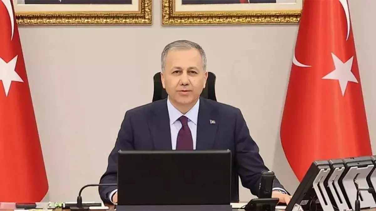 Bakan Yerlikaya başkanlığında 'sahipsiz hayvanlar' toplantısı