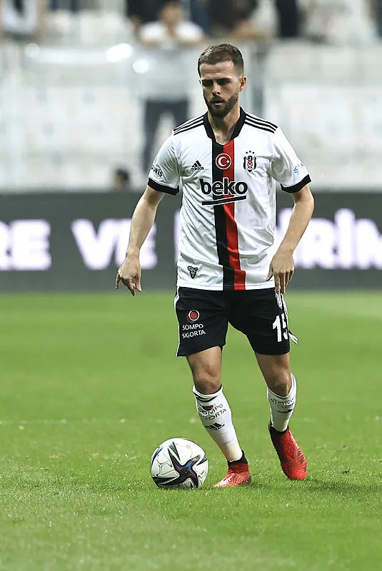 Kara Kartal yüksekten uçuyor I Beşiktaş 3-0 Yeni Malatyaspor MAÇ SONUCU-ÖZET