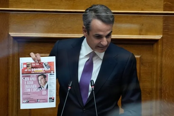 1661538222230.jpg Telefon dinlenmesi skandalı Yunanistan'ı karıştırdı! Çipras'tan Miçotakis'e istifa çağrısı - 4