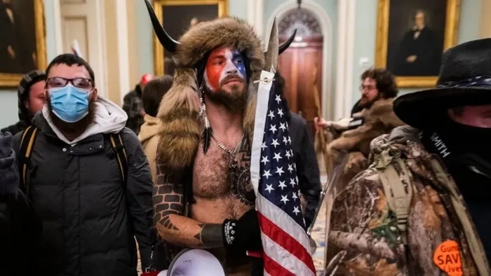 abd-eski-baskani-donald-trump-icin-komplo-iddiasi-abddeki-kongre-baskininda-neler-yasandi-1646326247569.jpg ABD eski Başkanı Donald Trump için "komplo" iddiası | ABD'deki Kongre baskınında neler yaşandı? - 1