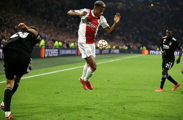 Ajax: 2 - Beşiktaş: 0 MAÇ SONUCU | Eksik Beşiktaş, Hollanda’da mağlup