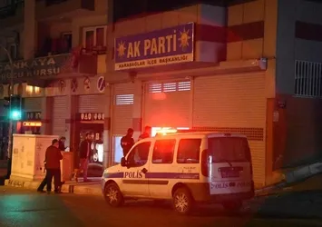 İzmir'de AK Parti binasına saldırı