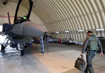Askeri pilot olmak için yoğun talep