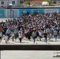 Vapura hücum ettiler
