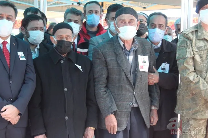 Bitlis şehitlerine veda! Gözyaşları sel oldu