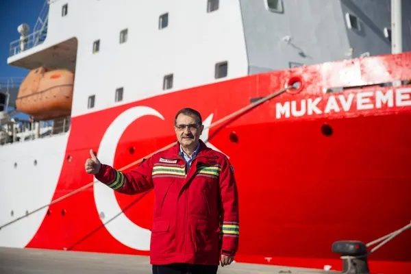 karadeniz-gazi-icin-calismalar-devam-ediyor-enerji-ve-tabii-kaynaklar-bakanligi-filosuna-katildi-su-alti-insaa-1674455263001.jpg Karadeniz gazı için çalışmalar devam ediyor! Enerji ve Tabii Kaynaklar Bakanlığı filosuna katıldı! Su altı inşaat gemisi: Mukavemet - 5