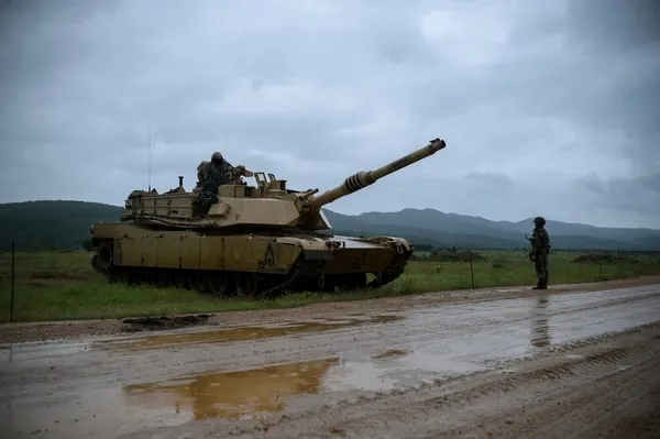 jens-stoltenberg-abdnin-m1-abrams-tanki-ingiltere-ve-almanyaninkilerle-birlikte-fark-yaratabilir-1674675571425.jpg Jens Stoltenberg: ABD'nin "M1 Abrams" tankı İngiltere ve Almanya'nınkilerle birlikte fark yaratabilir - 7