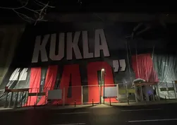 Beşiktaş’tan MHK ve VAR'a tarihi rest! Tüpraş Stadyumu’nda "kukla var" pankartı
