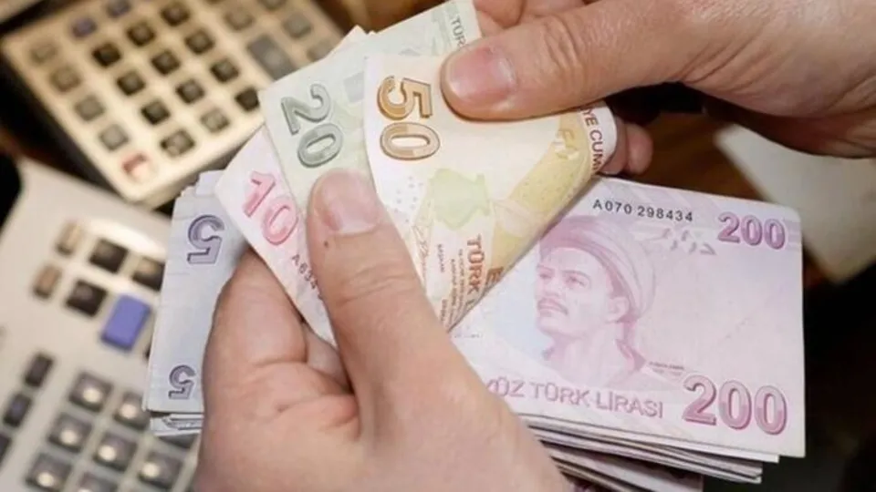 Emeklilik için kredi imkanı! Ayda 790 TL'ye emekli olabilirsiniz...