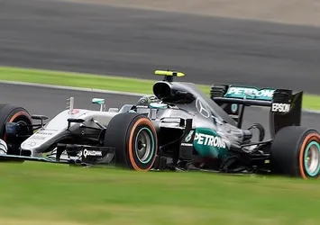 Formula 1 Dünya Şampiyonası'nın 17. yarışı Japonya Grand Prix'sini kazanan belli oldu