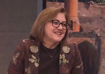 Cumhur İttifakı adayı Gaziantep Büyükşehir Belediye Başkanı Fatma Şahin müjdeyi A Haber'de verdi: Emekli kart ve aile kart...