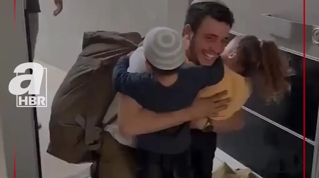 GAZZE'DE ÇOCUKLAR BABALARINA SARILAMIYOR