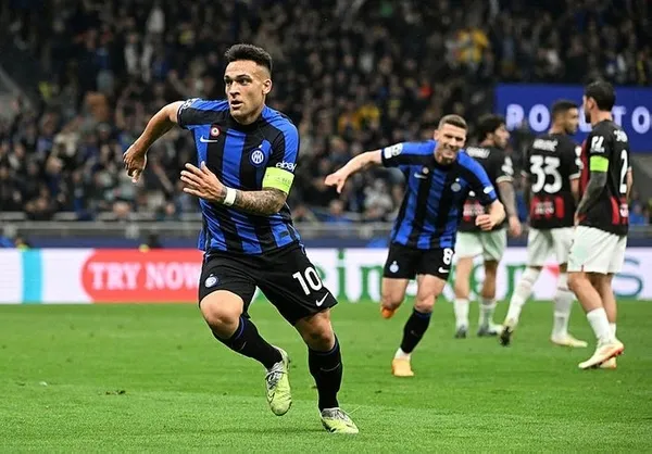 İstanbul’a ilk bilet Inter’in! Şampiyonlar Ligi’nde Hakan Çalhanoğlu finale yükseldi...