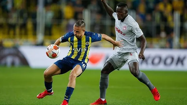 Olympiakos FB şifresiz izleme yolları! Olympiakos Fenerbahçe şifresiz veren kanallar hangileri?