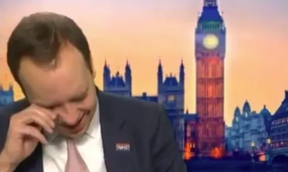 İngiltere Sağlık Bakanı canlı yayında ağladı