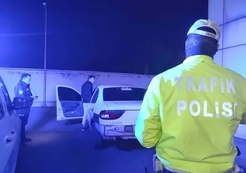 Tekirdağ'da 2 araç trafikten men edildi