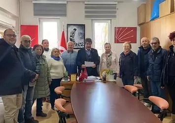 CHP Foça yönetimi istifa etti! Bu istifalarla birlikte yönetim düştü