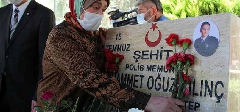 Bayramın ilk gününde şehitlikler doldu taştı