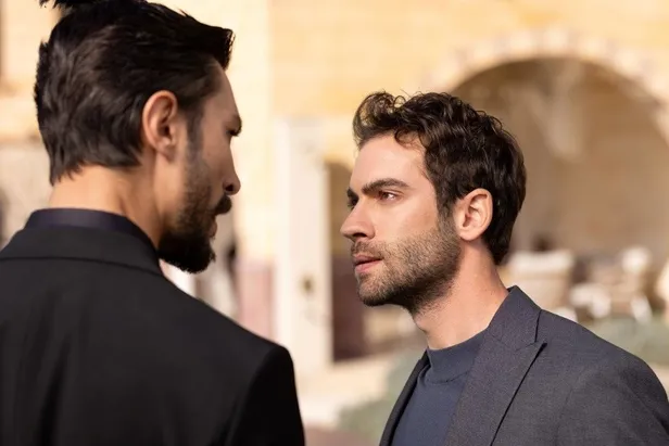 Safir son bölüm özeti... Safir 12. bölüm tek parça, tamamını izle!