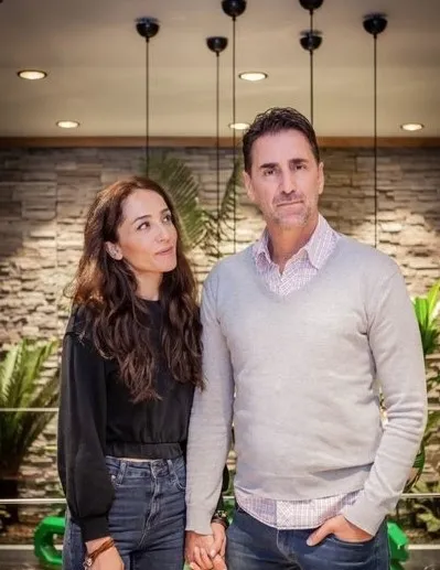 unlu-oyuncu-bekir-aksoyun-esi-tacize-ugradi-olayin-ustune-kapatmaya-calisan-ibbye-ciftten-sert-tepki-1632643623253.jpg Ünlü oyuncu Bekir Aksoy’un eşi tacize uğradı! Olayın üstüne kapatmaya çalışan İBB’ye çiftten sert tepki - 5