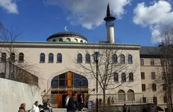 Stockholm Camisi’ne ırkçı saldırı