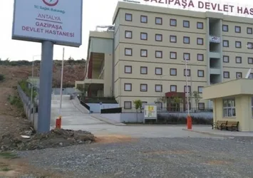 Antalya'da kamyonet uçuruma devrildi: 1 ölü
