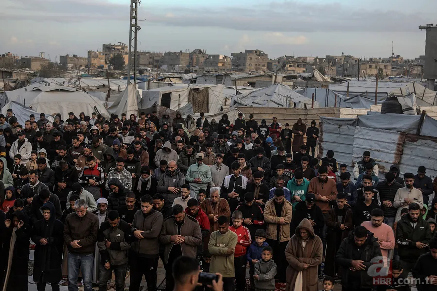 Gazze'de bayram namazı: Üç yıl sonra bir ilk 5