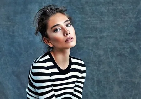 Ünlü oyuncu Neslihan Atagül müjdeli haberi verdi! "Çok mutluyuz..."