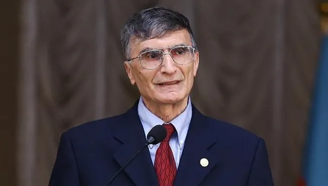Nobel ödüllü Türk bilim insanı Aziz Sancar: Türkiye'de olsaydım kuyruğa girer aşıyı yaptırırdım - 3