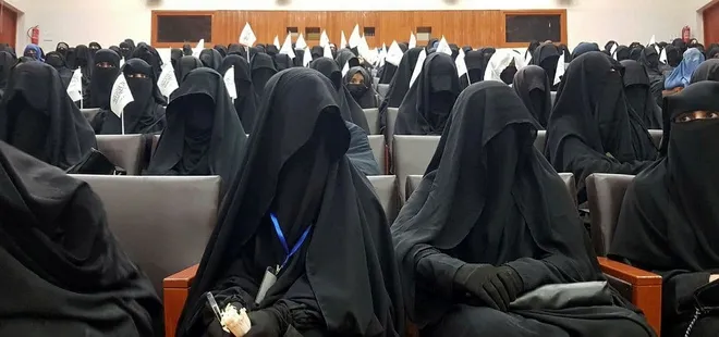 Taliban’dan flaş ’karma eğitim’ kararı!