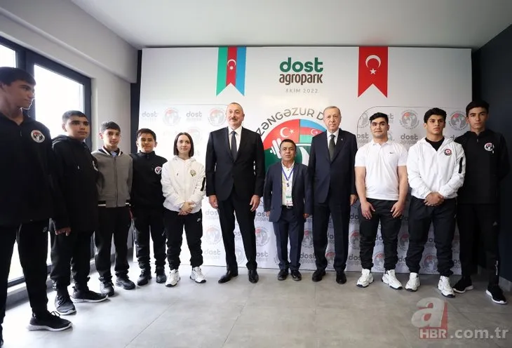 Başkan Erdoğan’ın Azerbaycan ziyaretinde renkli anlar! Aliyev’den halter şov | Milli halterci Halil Mutlu şaşırdı