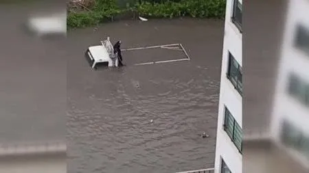 Ankara’da yollar adeta havuza döndü! Meteoroloji uyarı herhangi bir önlem alınmadı