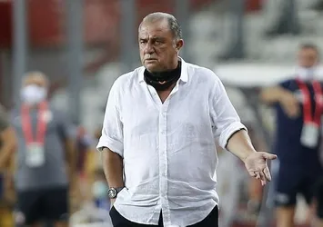 Galatasaray'da yollanacak futbolcular belli oldu!