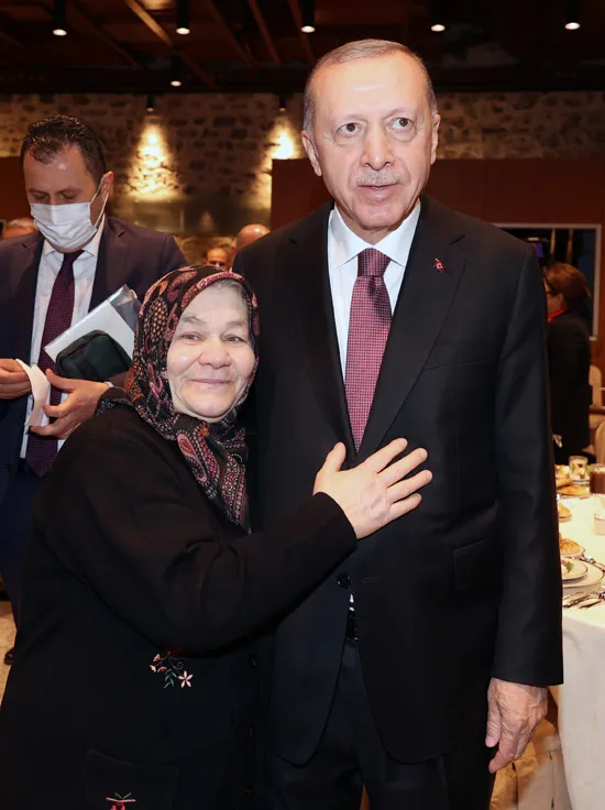 Şehit aileleri ile iftar: Başkan Erdoğan’dan flaş açıklamalar: Milletimizle birlikte oynanan oyunları bozduk - 4