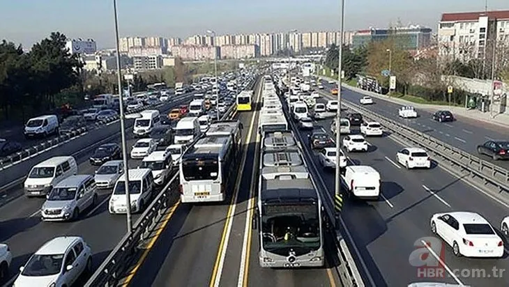 İstanbullu vatandaşın sabrı taştı İBB’ye isyan etti! Metrobüs yolunda bitmeyen çile| Bu kez de...