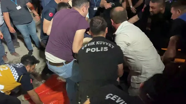 Sakarya'da konserde silahlı kavga: 1'i çocuk 2 yaralı - 1