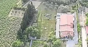 Sözcü Gazetesi yazarı Soner Yalçın tarlaya köşk dikti!
