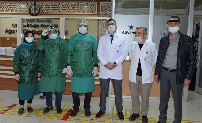 Erzurum’da diş hekimleri ek ödemelerini hastanede görevli 86 personel ile paylaştı - 3