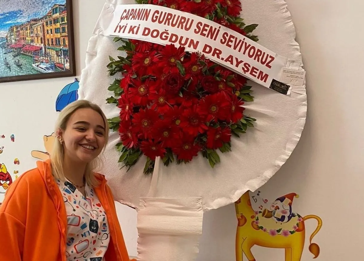 Sahte doktor Ayşe Özkiraz kimdir? Ayşe Özkiraz hangi hastanede çalıştı? Sahte doktor nasıl ortaya çıktı? MEĞER ALDATTIĞI SEVGİLİSİ...