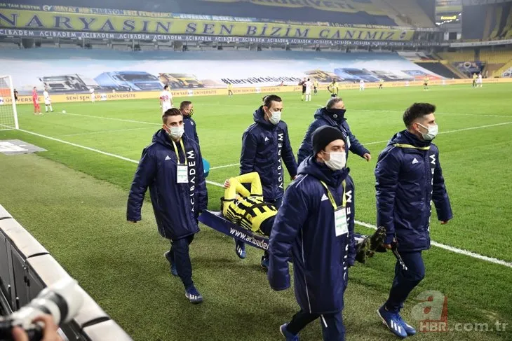 Taraftarı üzen haber: Fenerbahçe’de Mesut Özil sakatlandı!
